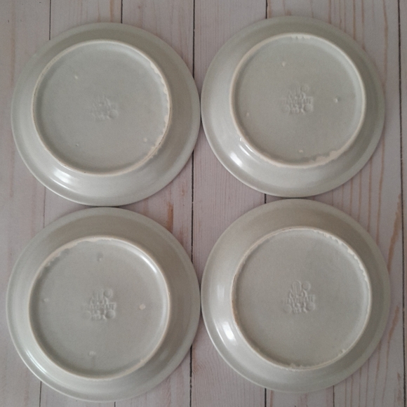 5 Pfaltzgraff "Yorktowne"Vintage Bread Plates Saucers Size:OS  Pfaltzgraff - Picture 4 of 8